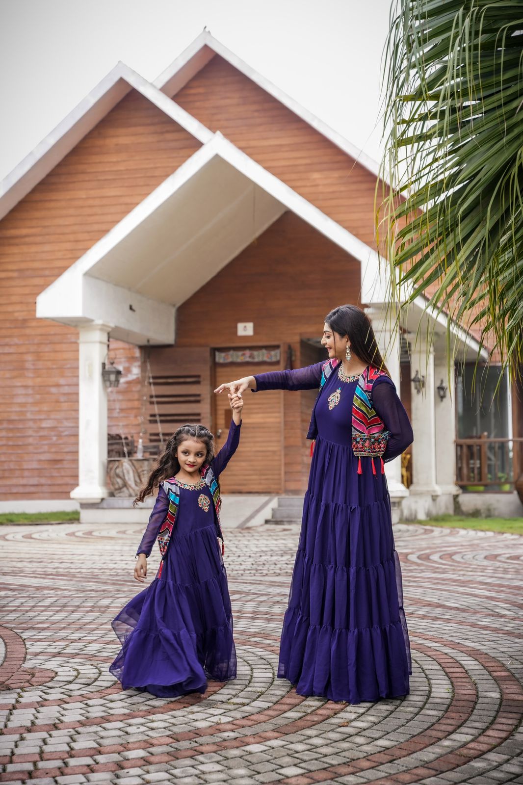 Pc 314 Faux Georgette Kids Wear Girls Readymade Gown Wholesale Shop In Surat
